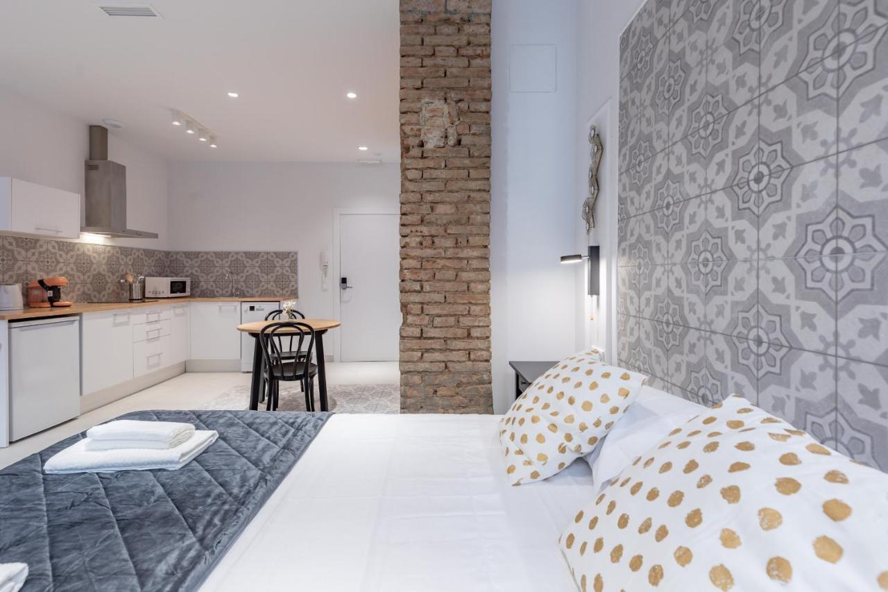 Gorgeous Apartment Close To City Centre Valencia Exterior photo