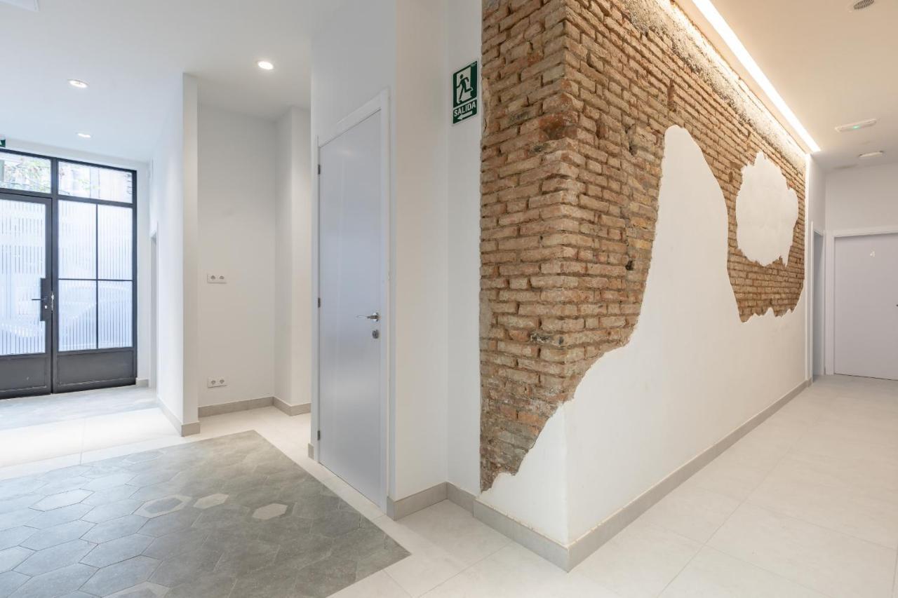 Gorgeous Apartment Close To City Centre Valencia Exterior photo